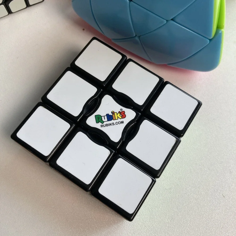 Rubik’s Cube lot six